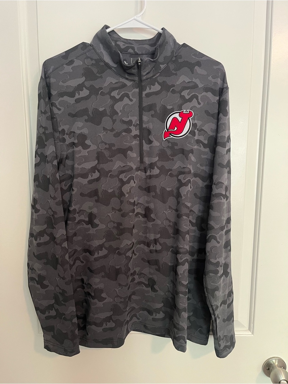 Men's New Jersey Devils Gray Camo 1/4 Zip Pullover